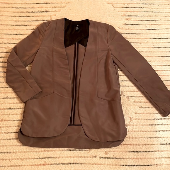 Taupe blazer - Size 6 - Picture 1 of 8